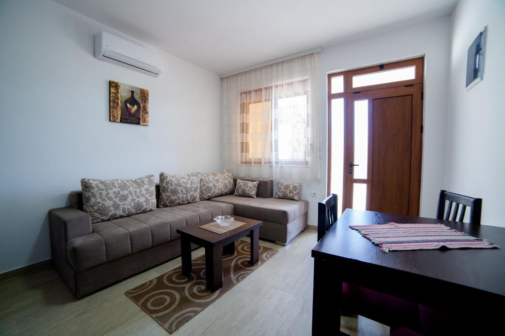Kollari Apartments Ulcinj Exterior foto